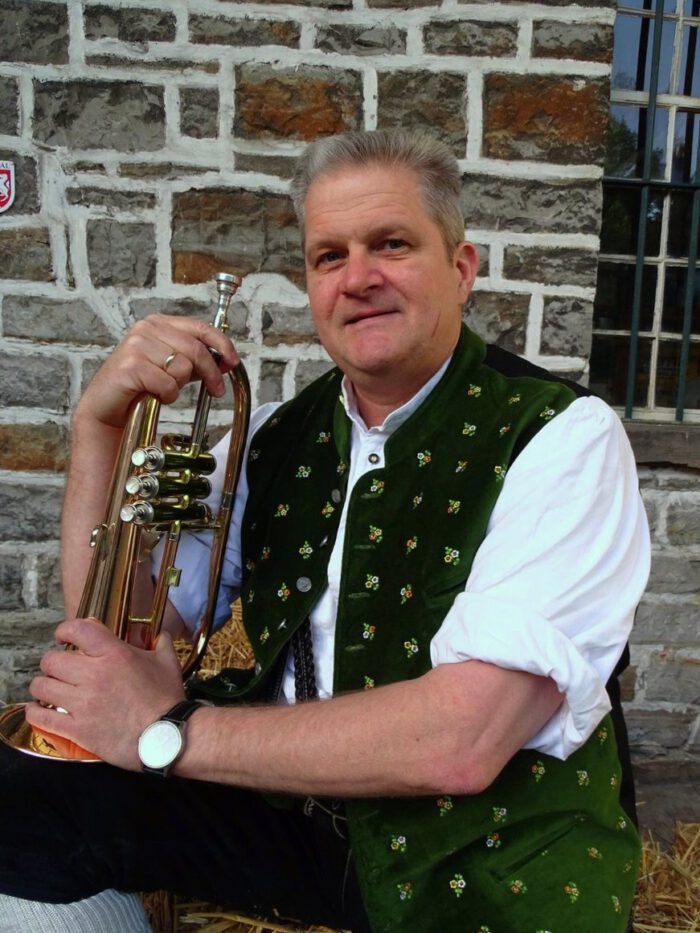 Michael mit Trompete und Flügelhorn